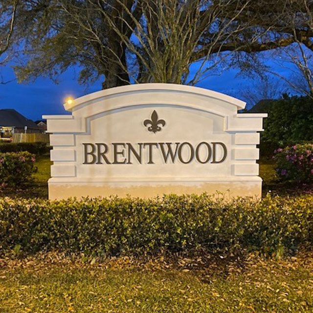 Brentwood Estates Monument Completion 6
